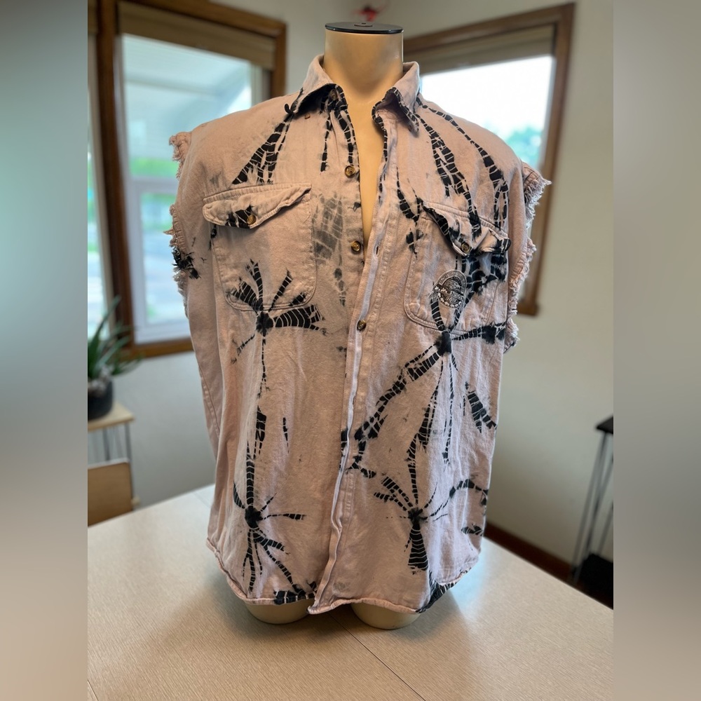 2017 STURGIS MOTORCYCLE RALLY BUTTON DOWN SLEEVELESS SHIRT - Picture 6 of 8